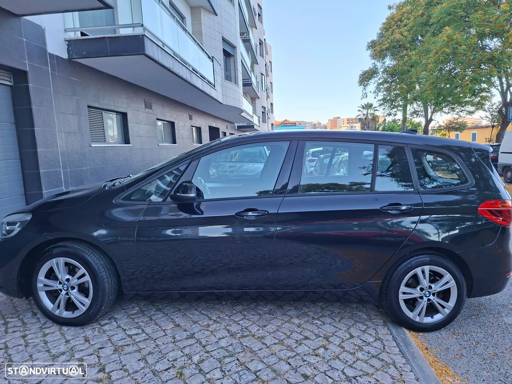 BMW 216 Gran Tourer - 12