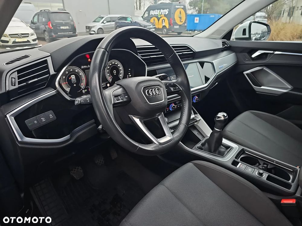 Audi Q3 35 TFSI S-Line - 14