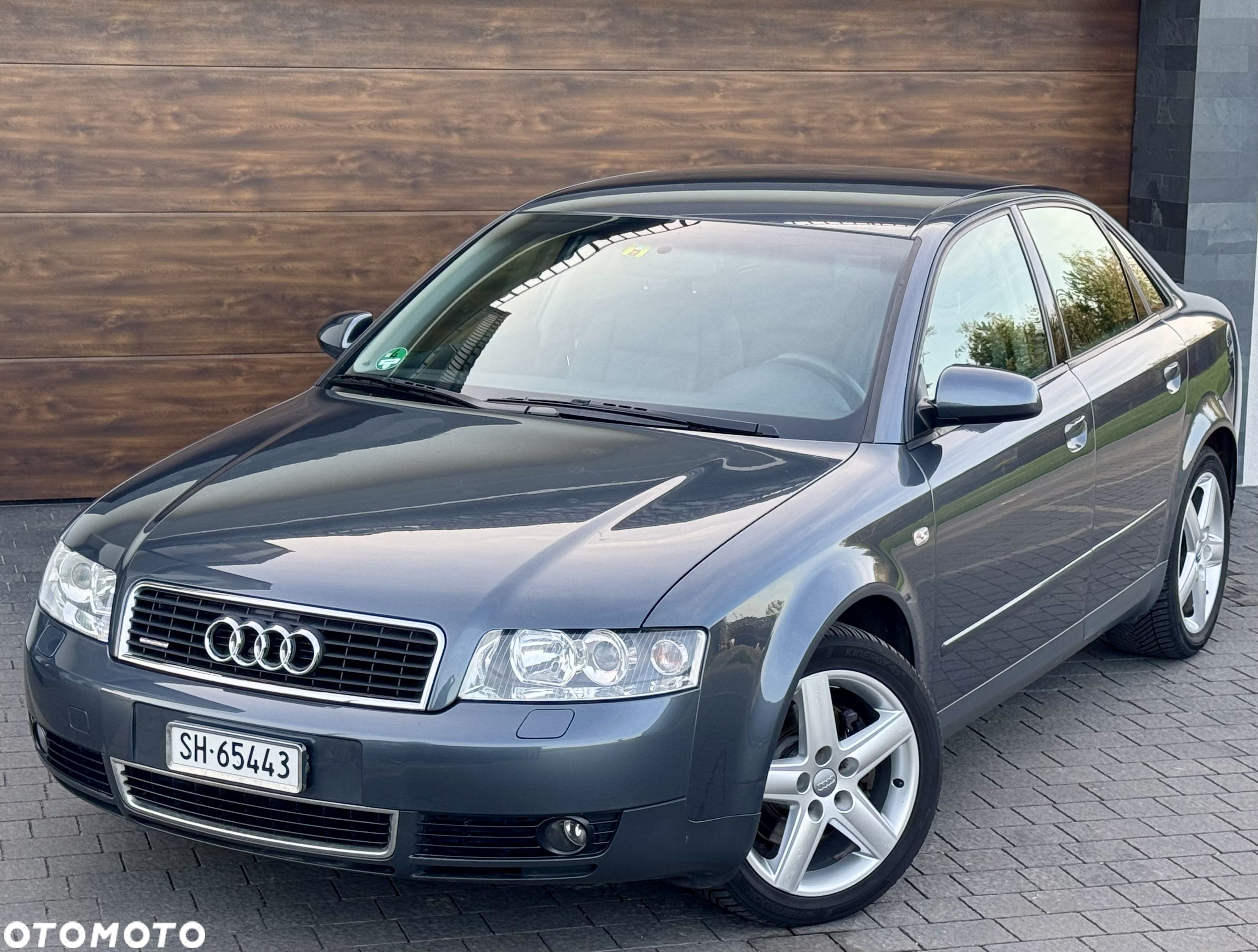Audi A4 3.0 Quattro - 1