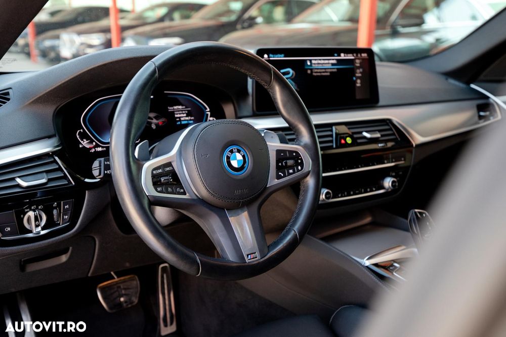 BMW Seria 5 530e xDrive AT PHEV - 12