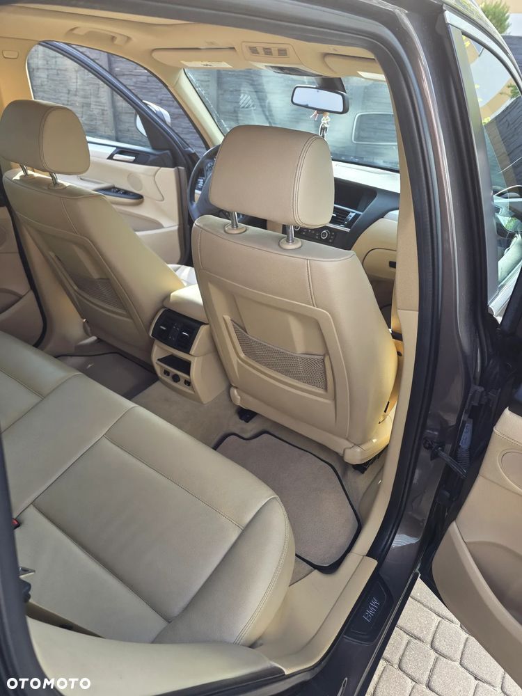 BMW X3 28i xDrive - 14