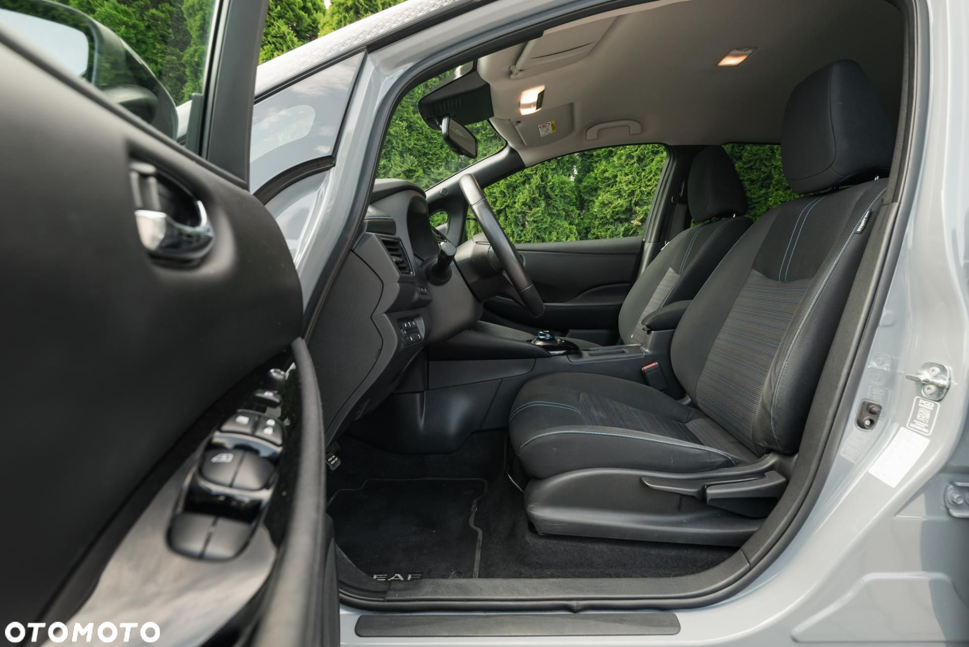 Nissan Leaf 40kWh 10 - 13
