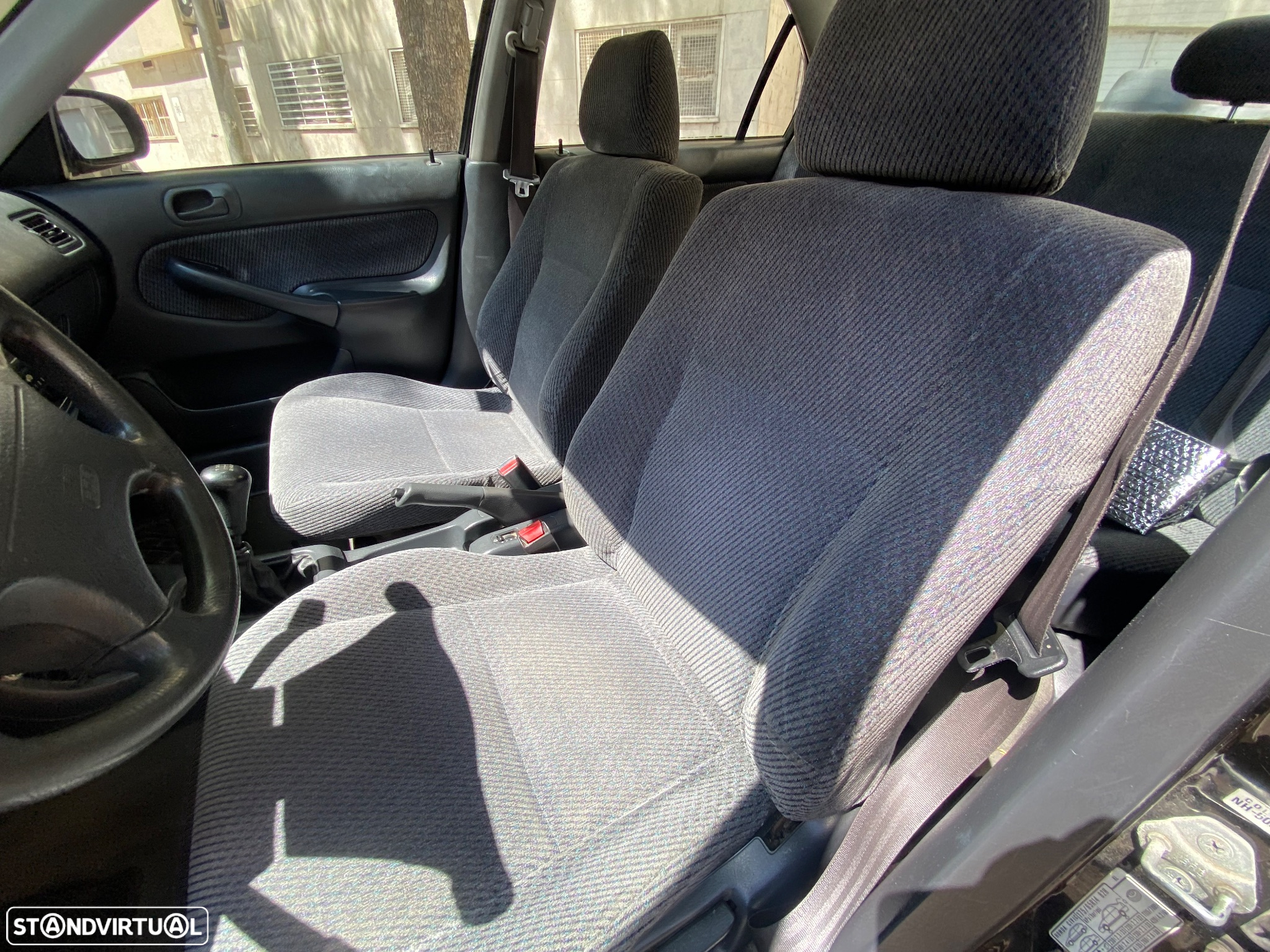 Honda Civic 1.5i LS - 6