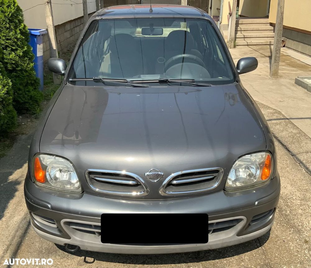 Nissan Micra - 1