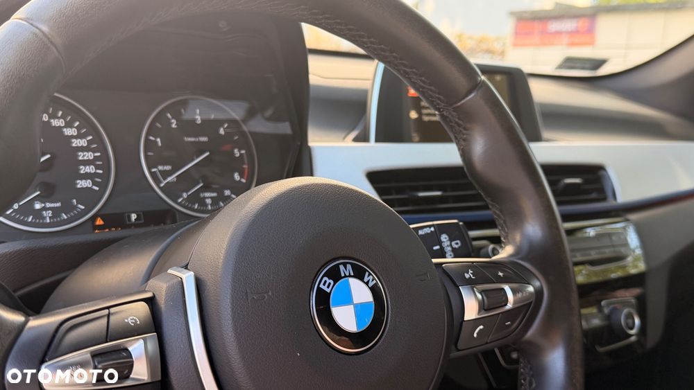 BMW X1 xDrive18d - 31