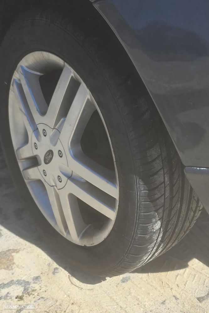 Ford Focus 1.8 TDCi Trend - 6