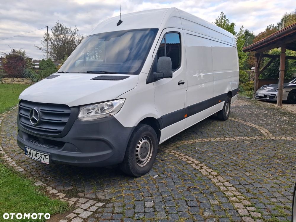 Mercedes-Benz Sprinter - 2