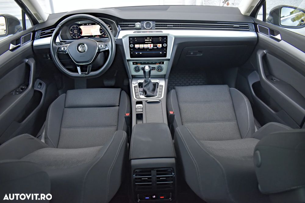 Volkswagen Passat 2.0 TDI SCR DSG Comfortline - 7