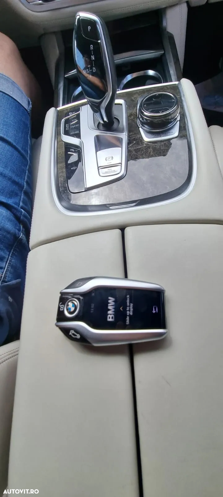 BMW Seria 7 - 31