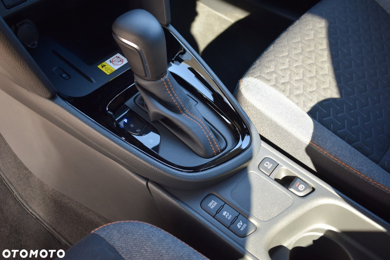 Toyota Yaris Cross Hybrid 1.5 Dynamic - 15