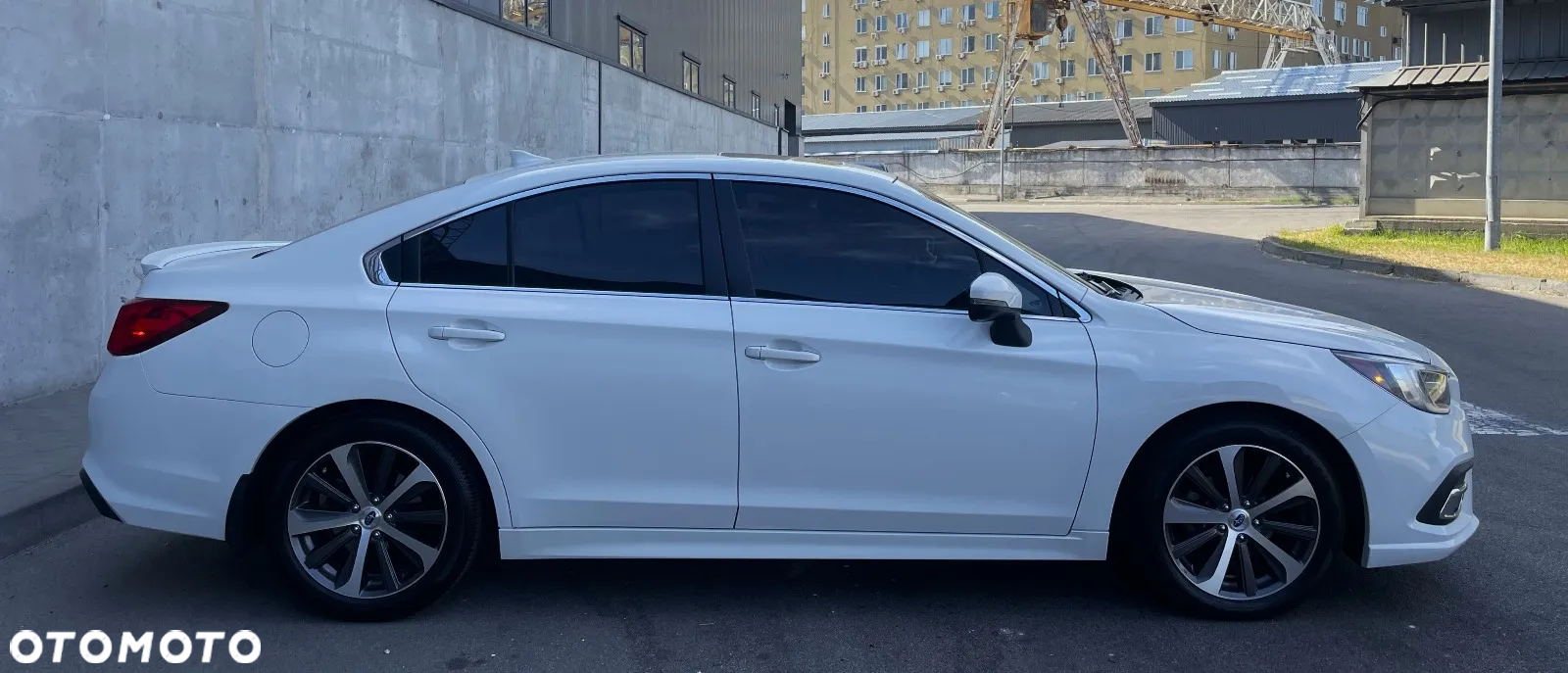 Subaru Legacy - 9