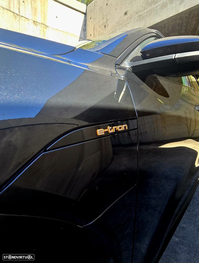 Audi e-tron 50 quattro S line - 10