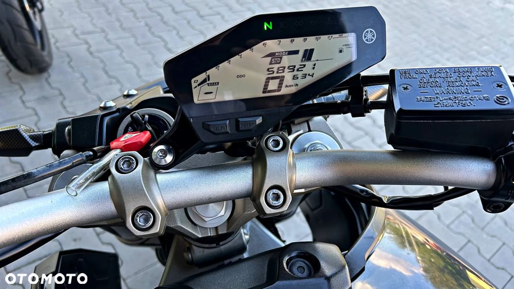 Yamaha MT - 8