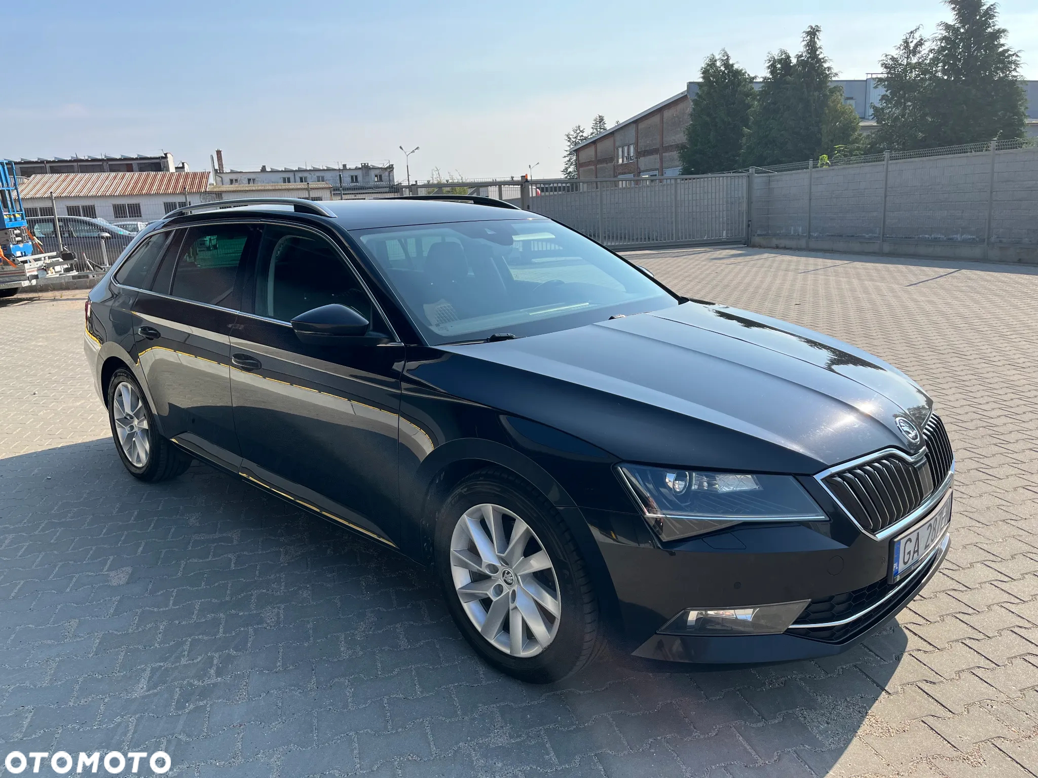 Skoda Superb 2.0 TDI Style DSG - 8