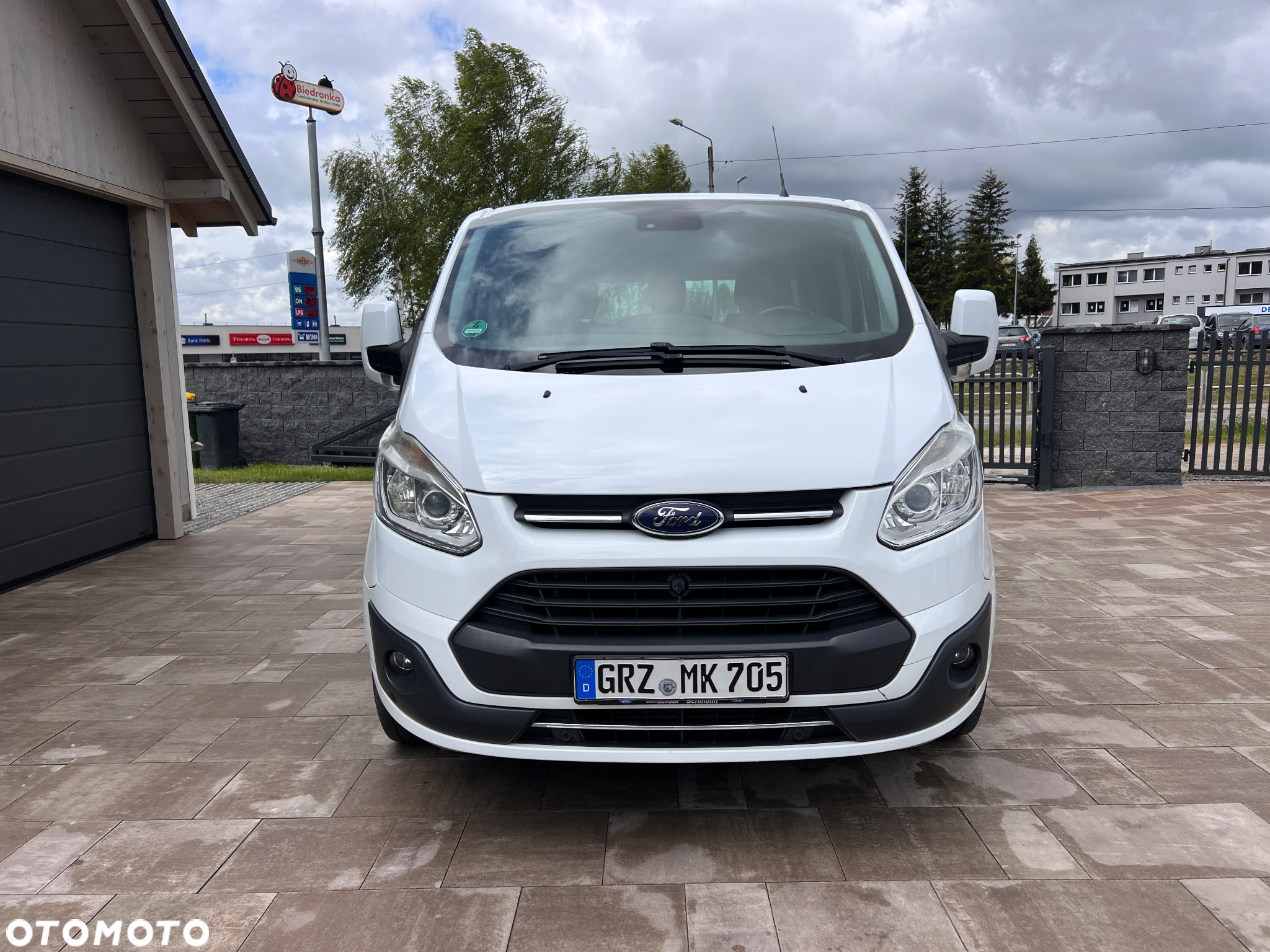 Ford Tourneo Custom 2.0 EcoBlue L1 Titanium - 8