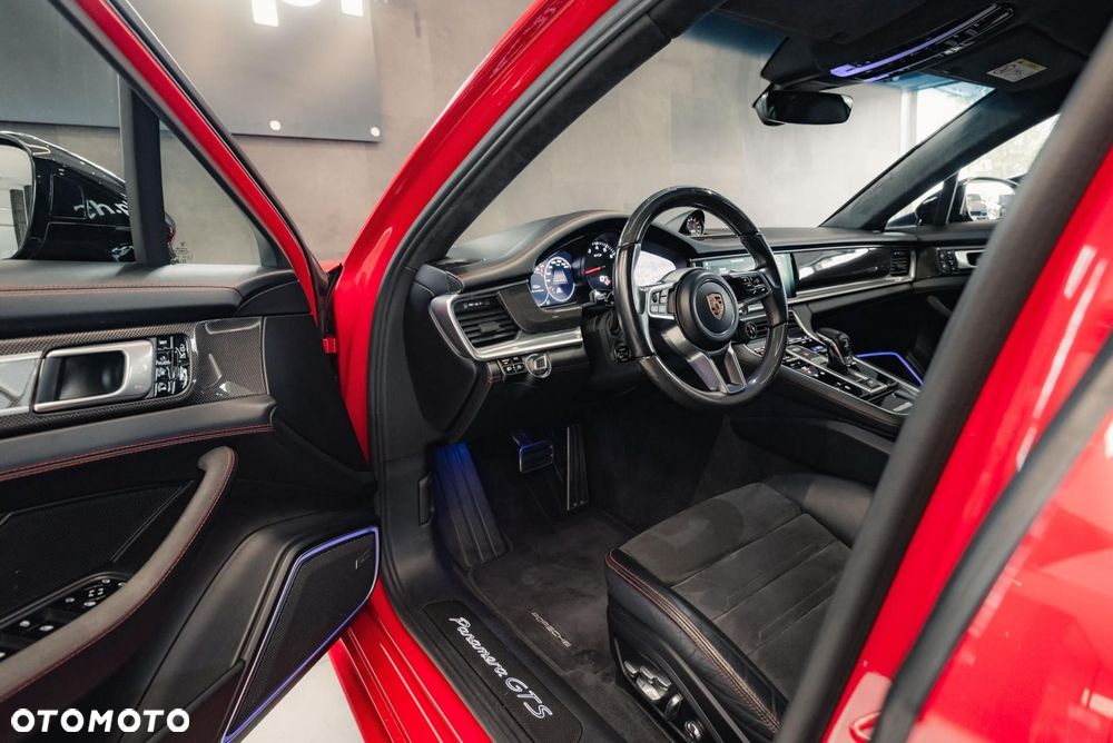 Porsche Panamera GTS - 10