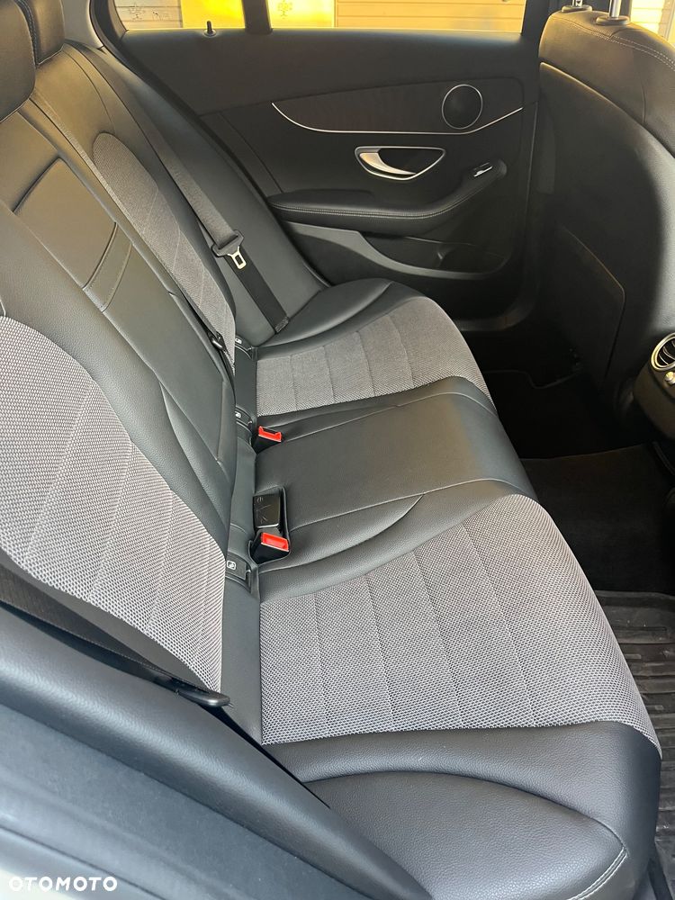 Mercedes-Benz Klasa C 160 Business Edition 9G-TRONIC - 18
