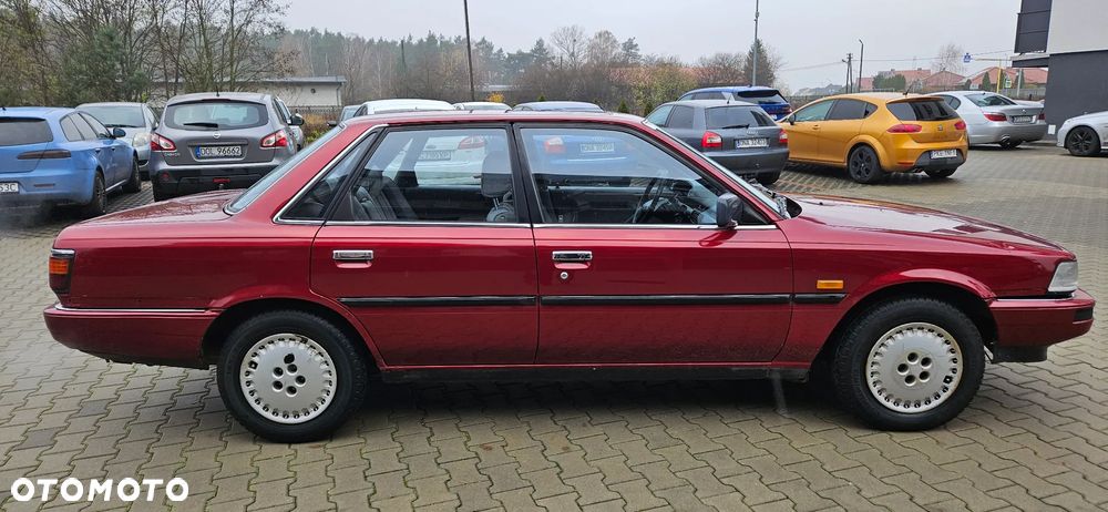 Toyota Camry 2.0 TD GL - 7