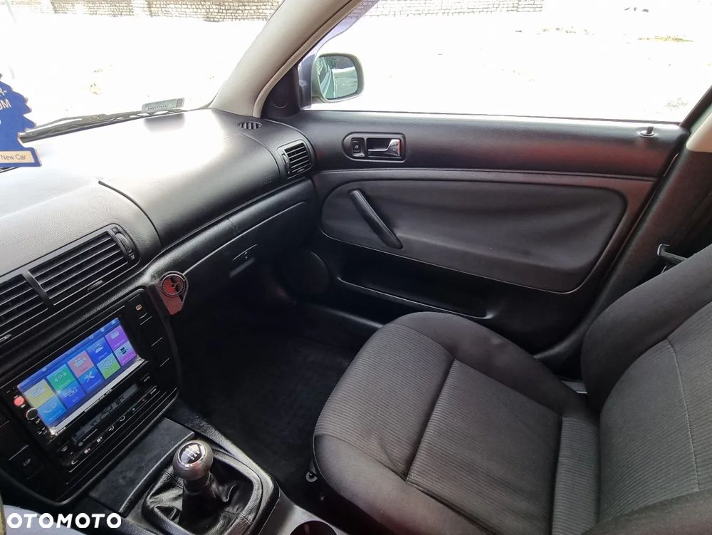 Volkswagen Passat 2.0 Comfortline - 18