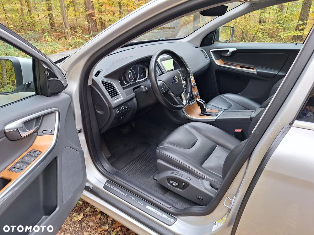 Volvo XC 60 T5 AWD Drive-E Summum - 15