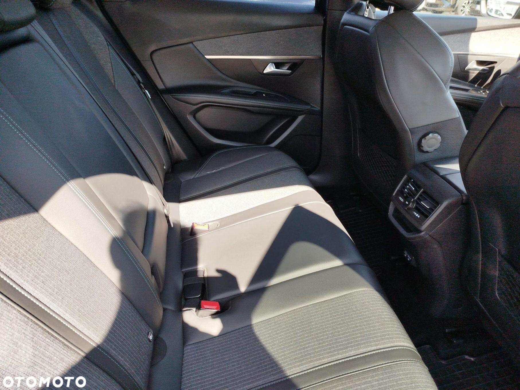 Peugeot 3008 - 13