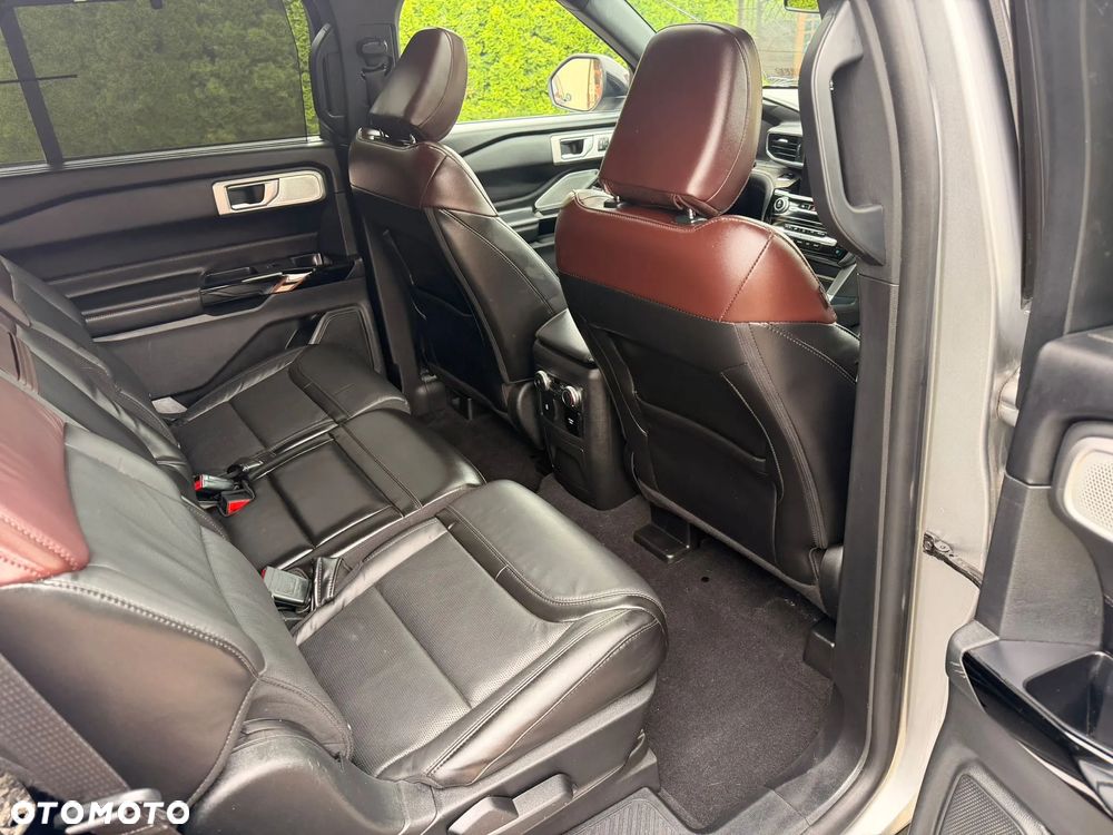 Ford Explorer EcoBoost Plug-in Hybrid PLATINUM - 30