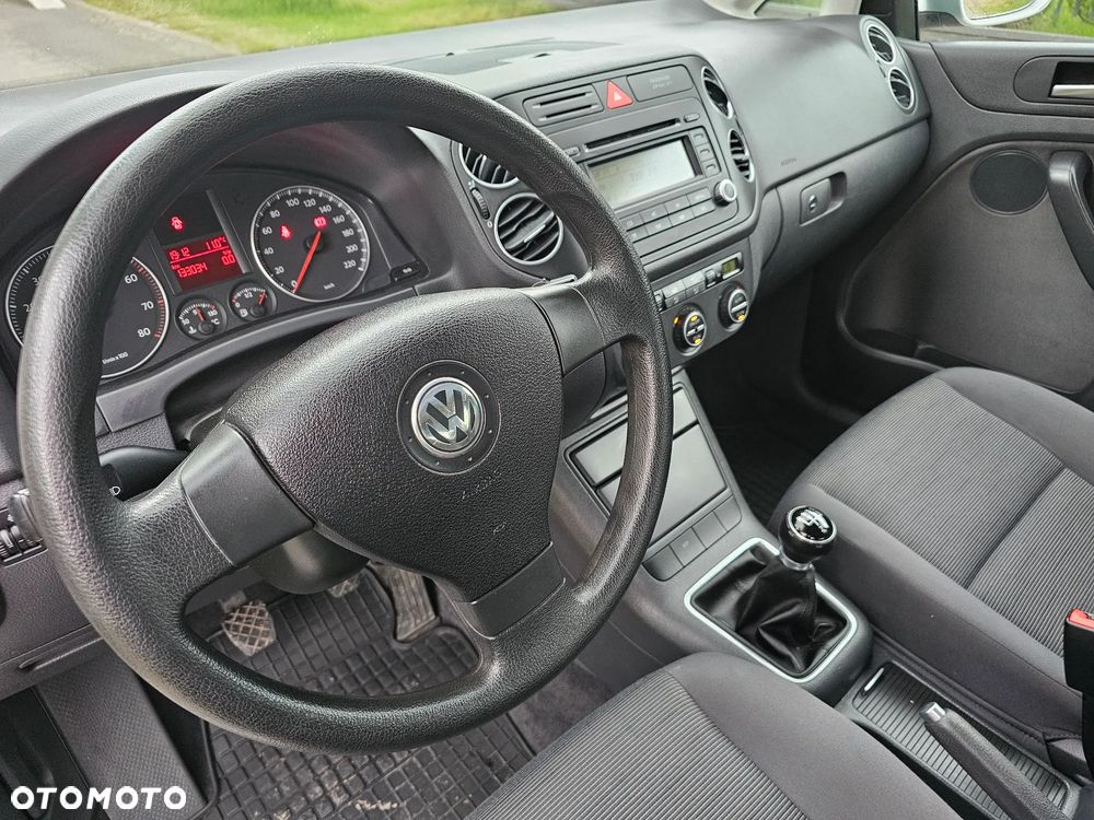 Volkswagen Golf Plus - 10