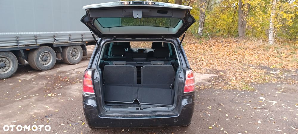 Opel Zafira 1.8 Family Plus - 12