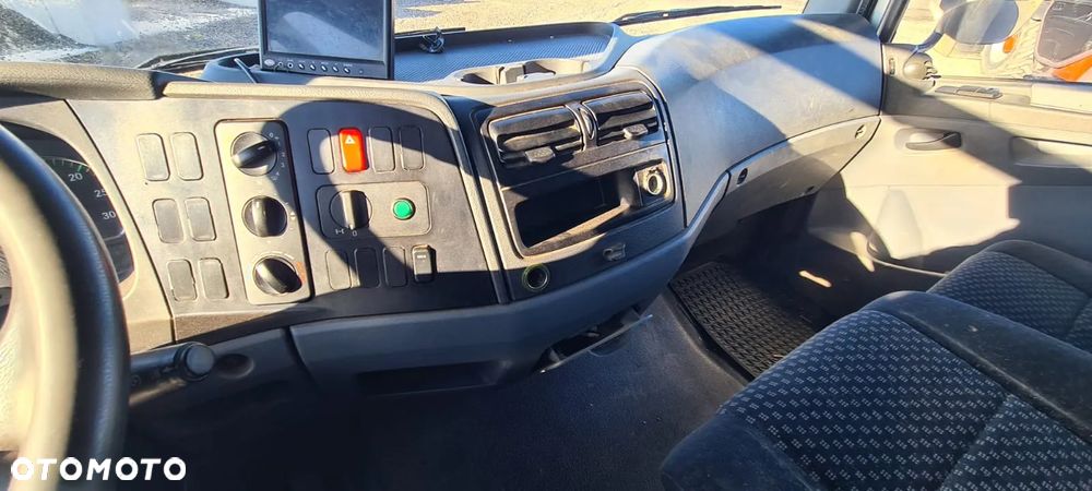 Mercedes-Benz Atego - 13