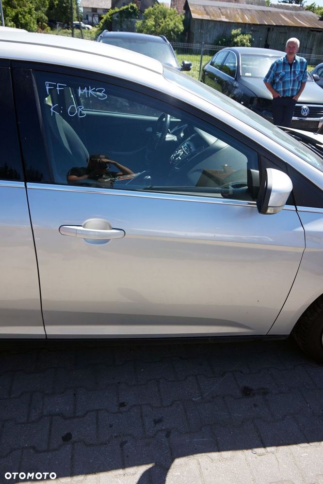 DRZWI PRZEDNIE PRAWE FOCUS III MK3 SEDAN OB 0B  SREBRNY MOONDUST FORD 2010-2014 - 1