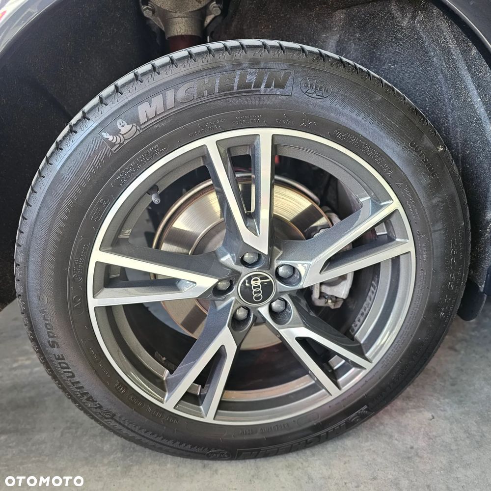 Audi Q5 Sportback - 26