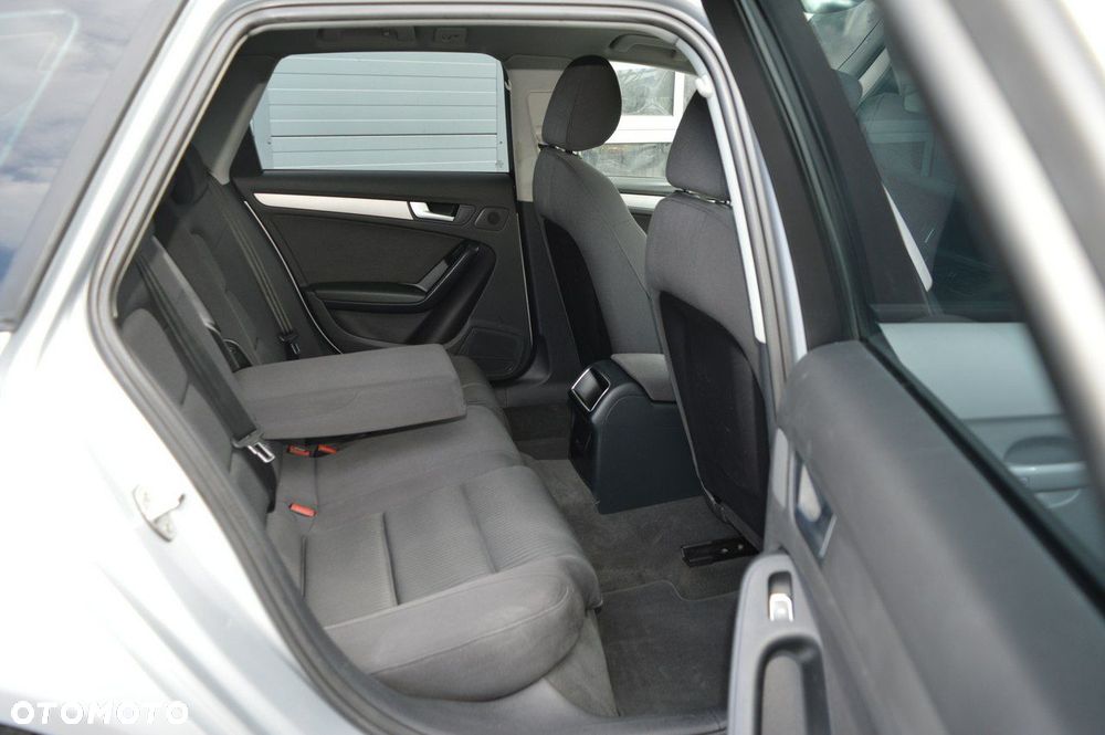 Audi A4 Avant 2.0 TDI - 26