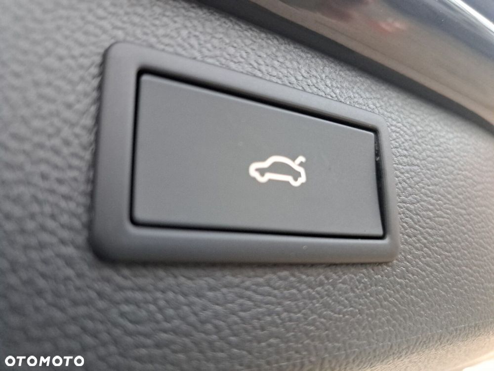 Volkswagen Passat Variant - 12