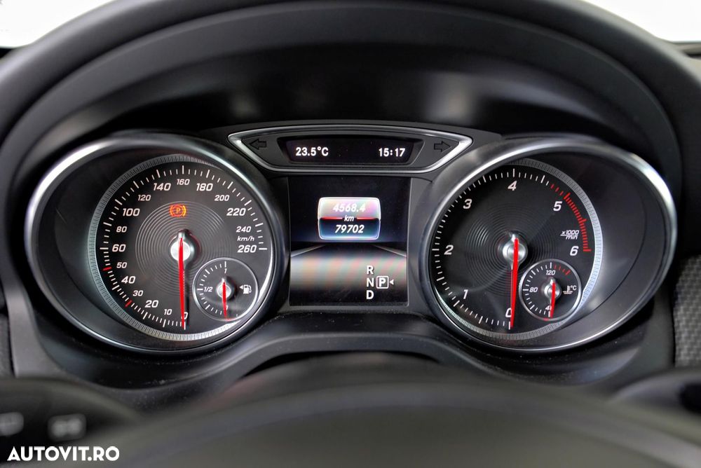Mercedes-Benz GLA 200 d 4MATIC Aut. - 15