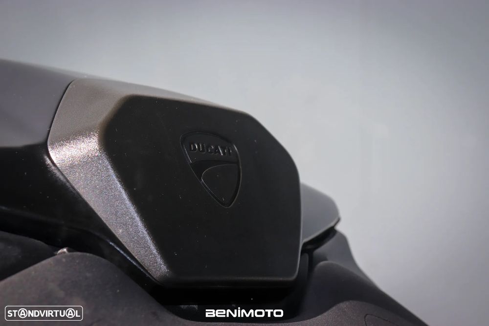 Ducati Monster - 15