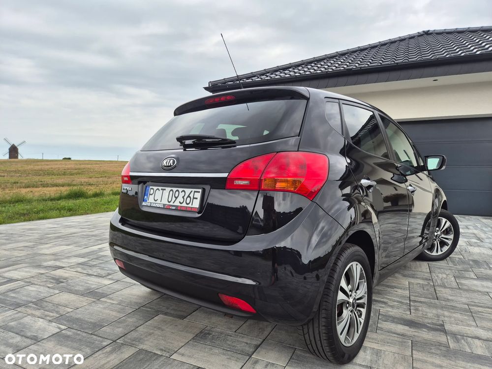 Kia Venga 1.4 CVVT Business Line - 21