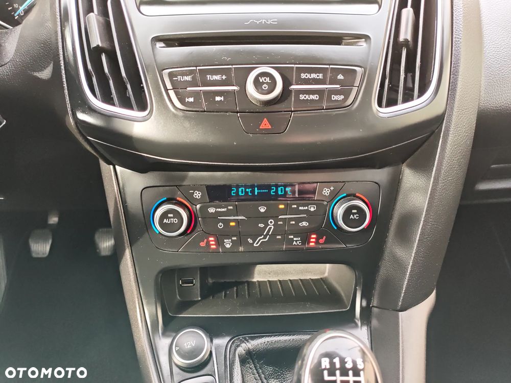 Ford Focus 1.5 EcoBlue Start-Stopp-System ACTIVE STYLE - 26