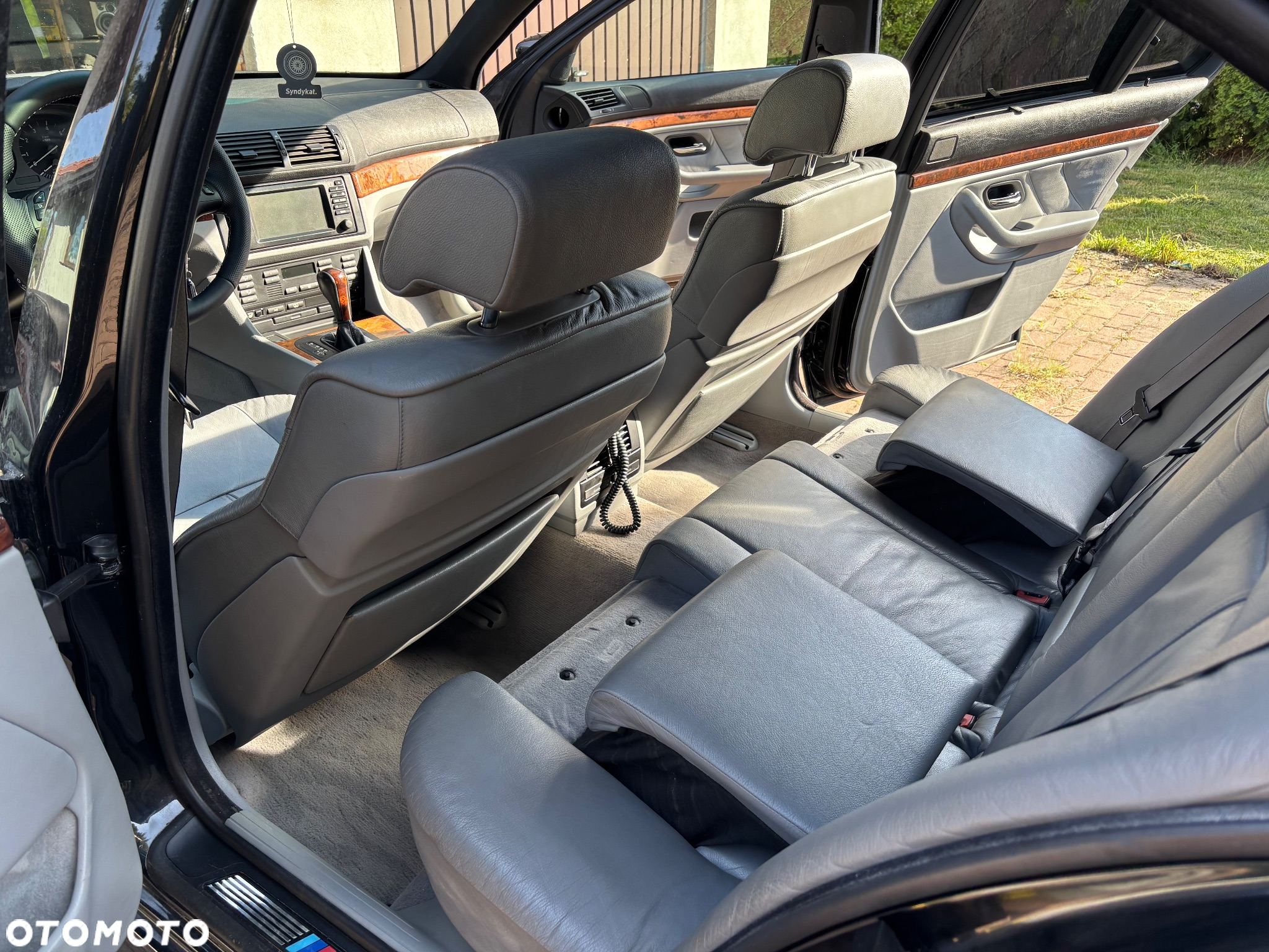 BMW Seria 5 - 16