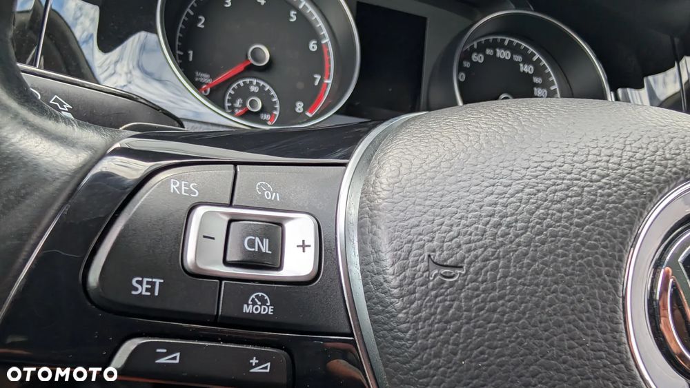Volkswagen Golf 1.4 TSI BlueMotion Technology DSG Highline - 17