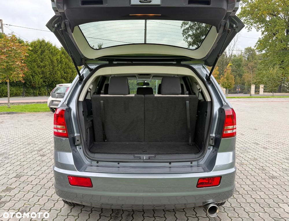 Dodge Journey 2.7 V6 R/T - 32