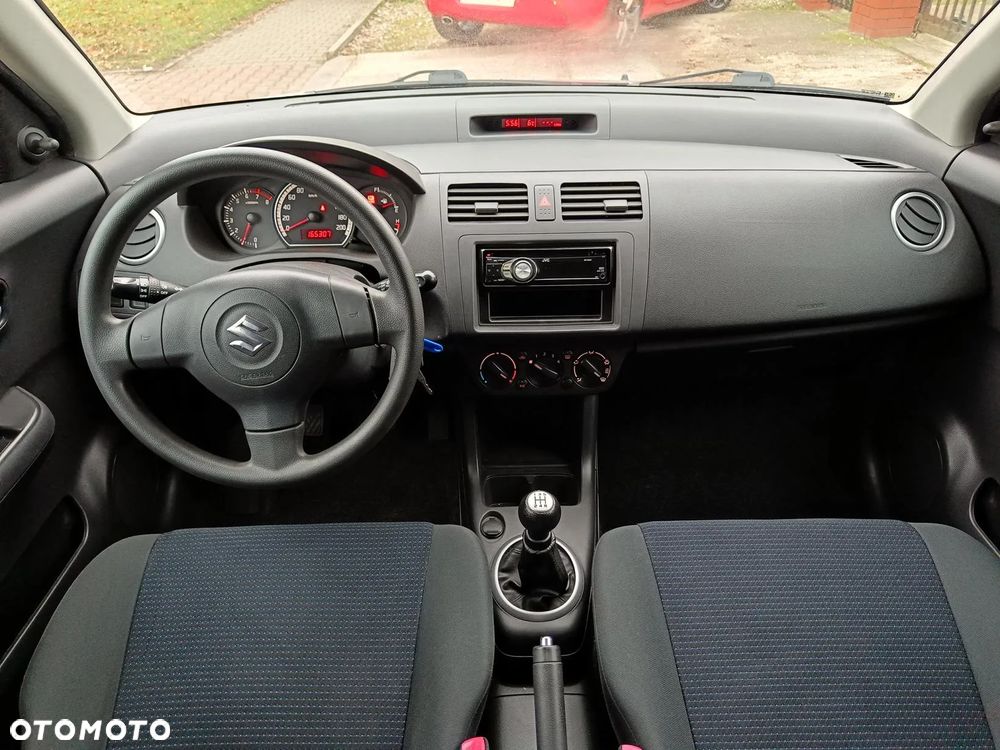 Suzuki Swift 1.3 Comfort - 32