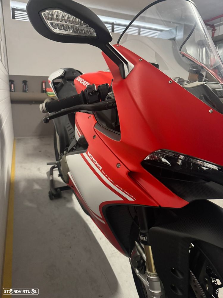 Ducati 1299 Superleggera - 10