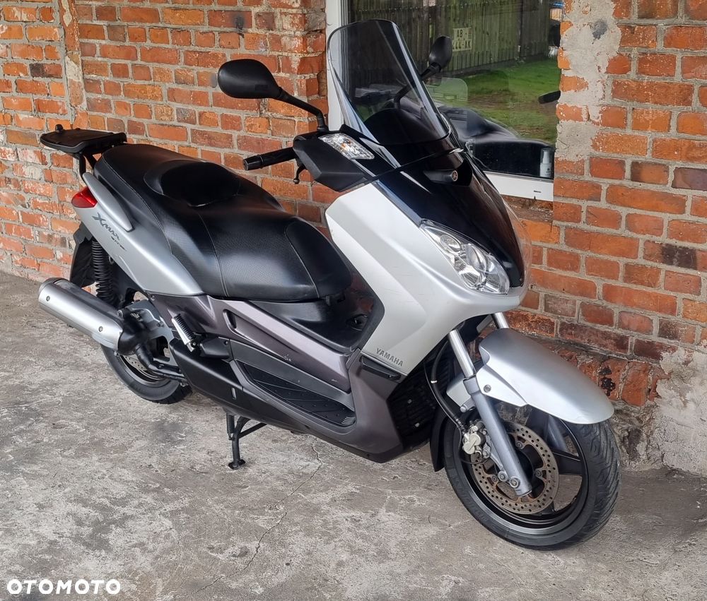 Yamaha X-max