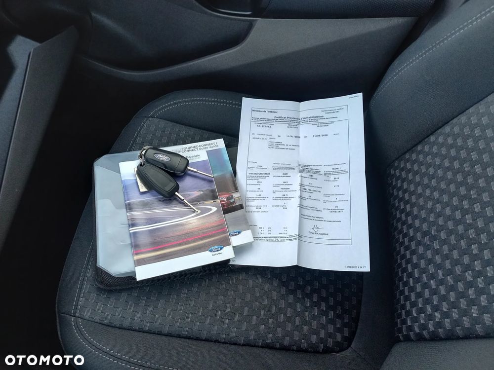 Ford Transit Connect - 32