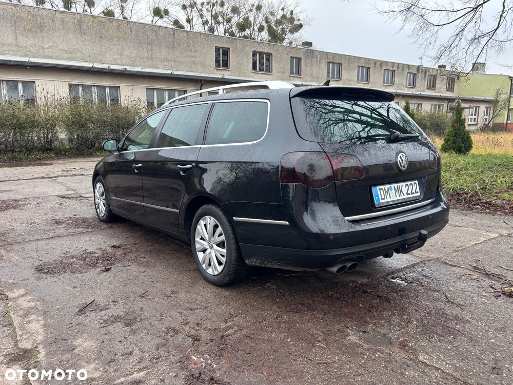 Volkswagen Passat 2.0 TDI DPF BlueMotion Technology Highline - 4