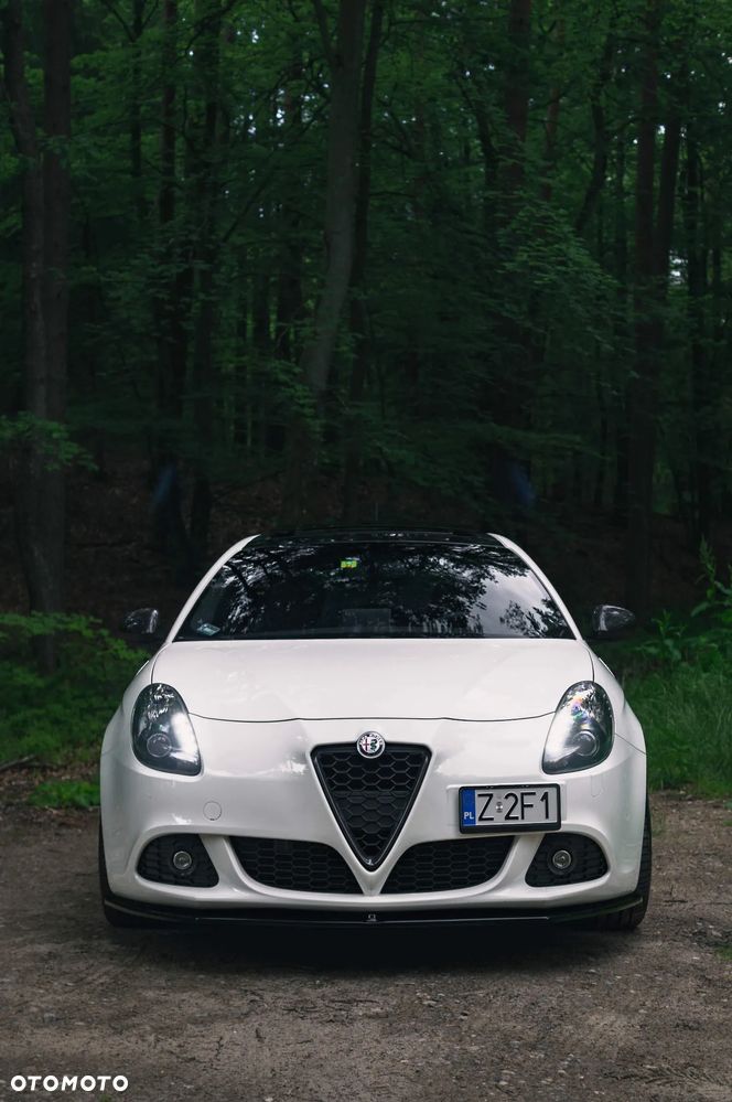 Alfa Romeo Giulietta 1750 TBi Quadrifoglio Verde - 4