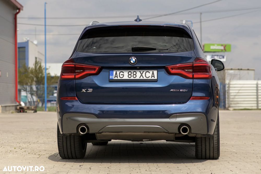 BMW X3 xDrive20i AT xLine - 3