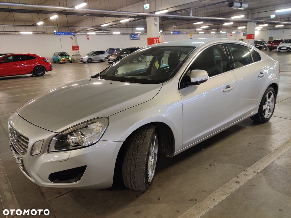 Volvo S60 D2 - 1