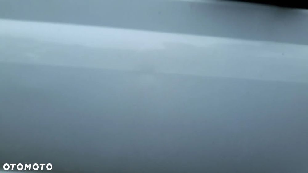 Toyota Yaris 1  3D Drzwi , klapa tył lakier 068 - 5