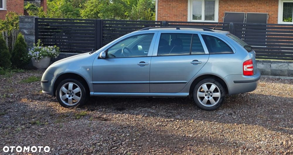 Skoda Fabia 1.4 16V Combi Comfort - 2